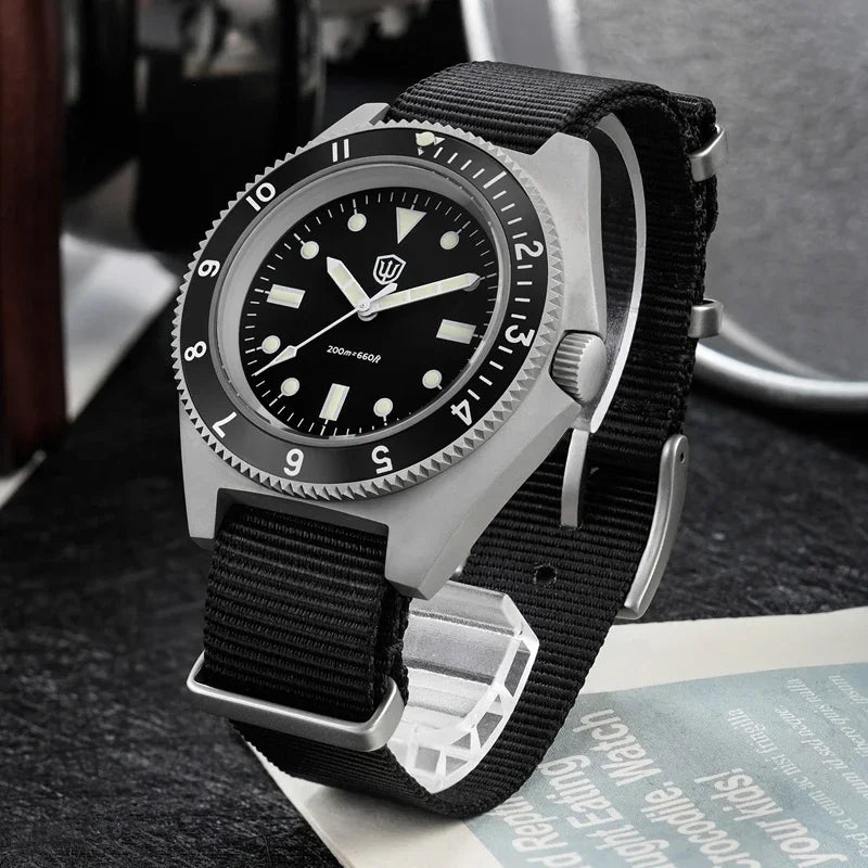 Watchdives WD1972 Quartz Watch VH31 Sweep Seconds Movement Sapphire Glass Stainless Steel Watches Waterproof Luminous Wristwatch
